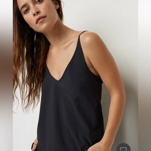Women’s Vuori Villa Cami~size Medium